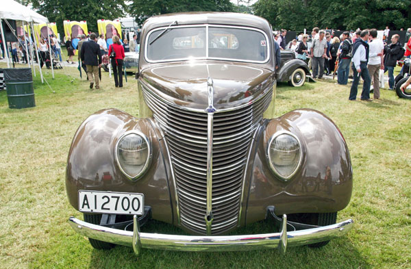 セール限定 『高級車としての1936年型 フォード V-8 の特徴』 FORD V8